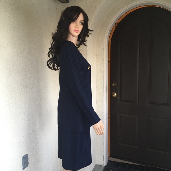 St John Collection By Marie Gray suit color blue - Picture 4 of 8